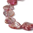 Kép 3/3 - Rombusz alakú, festett rózsaszín kagyló gyöngy szálban (16.5~22x15~25x3~13mm) /19~20db