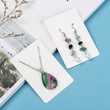 Kép 5/6 - 10db Fehér színű fülbevaló és nyaklánc tartó papír (9x6cm)