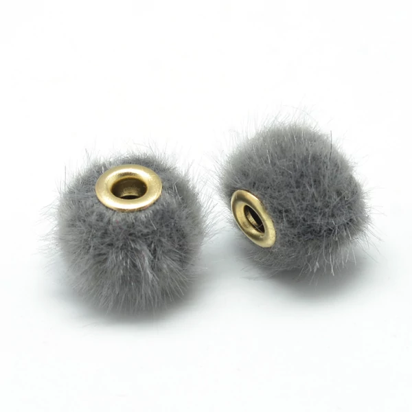 Szürke műszörme nagy lyukú (14mm)