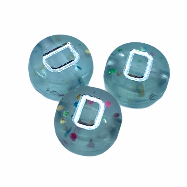 Műanyag glitterrel díszített kör "D" betűgyöngy (7mm)