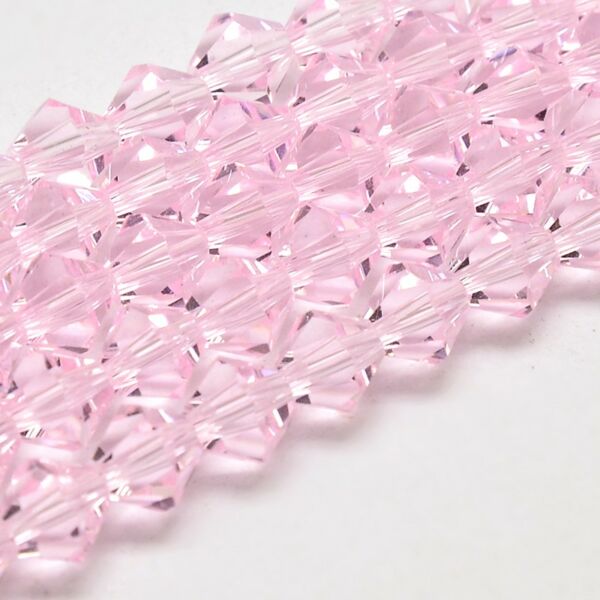 10db Világos rózsaszín bicone üveggyöngy (6mm)