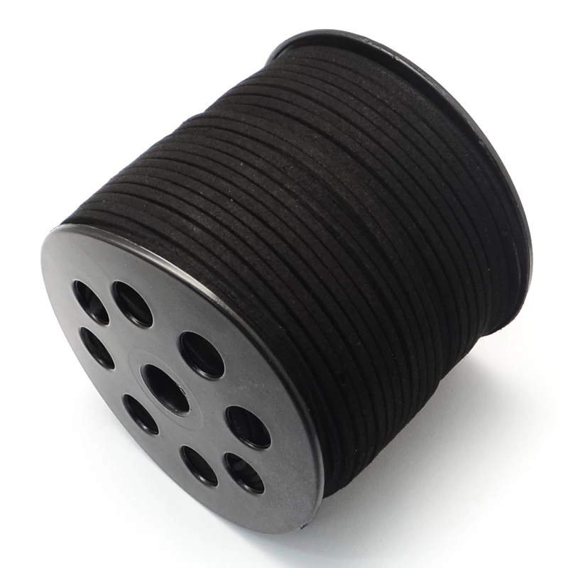 Fekete hasított bőrszál (2.7x1.4mm)