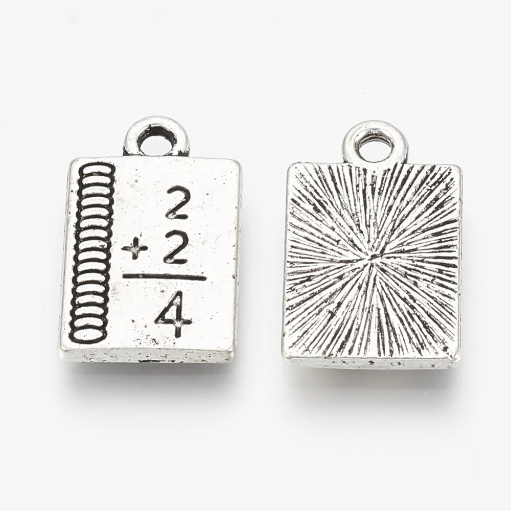 Antikolt ezüst színű matekos fityegő/2db