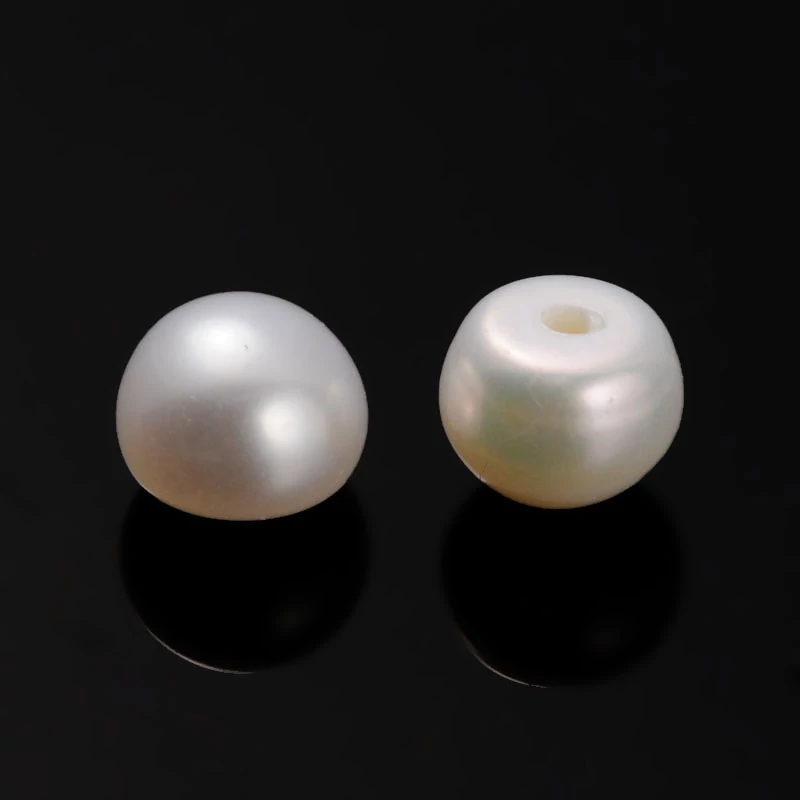 2db Fehér Valódi kagyló gyöngy félig fúrt (5~5.5x4mm)