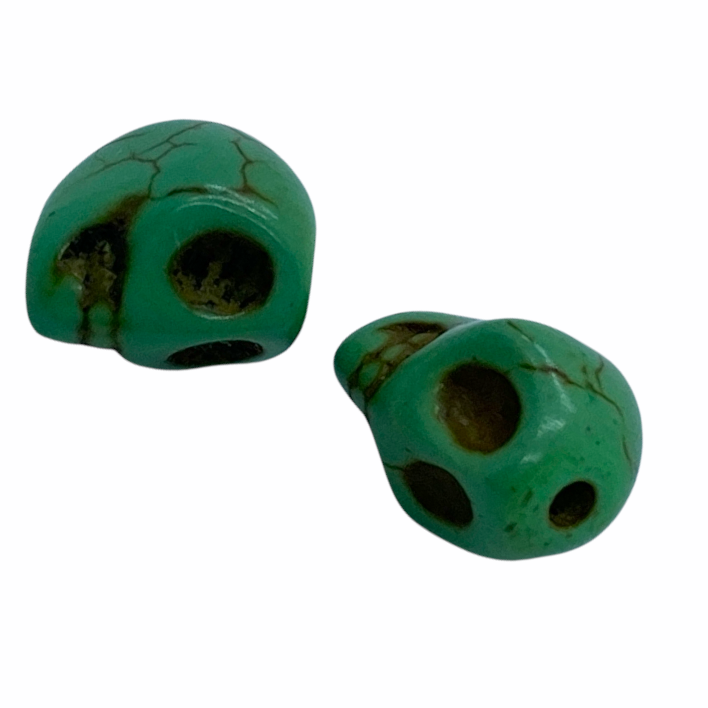 Szintetikus howlit zöld koponya gyöngy (9x7,5mm)