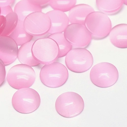 Halvány rózsaszín macskaszem kaboson (10mm)