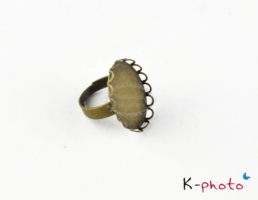 Antikolt bronz színű csipkés gyűrűalap (18x25mm)
