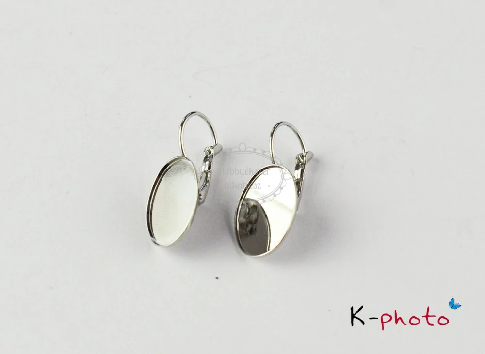 Antikolt ezüst színű franciakapcsos fülbevalóalap (13x18mm)