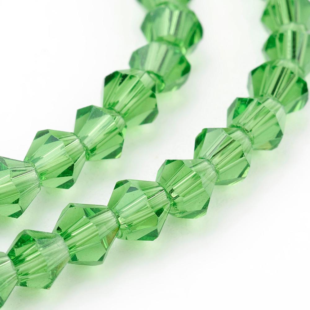 10db Világos zöld bicone üveggyöngy (4mm)